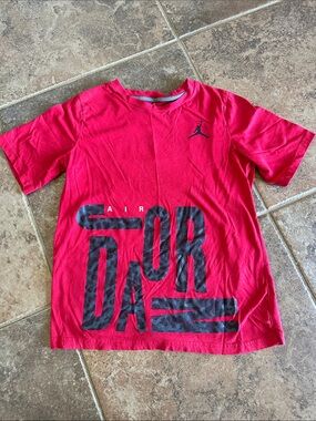 Jordan Red Short-Sleeve Air Graphic Tee